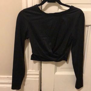 Victoria Sport Cross Front Crop Top